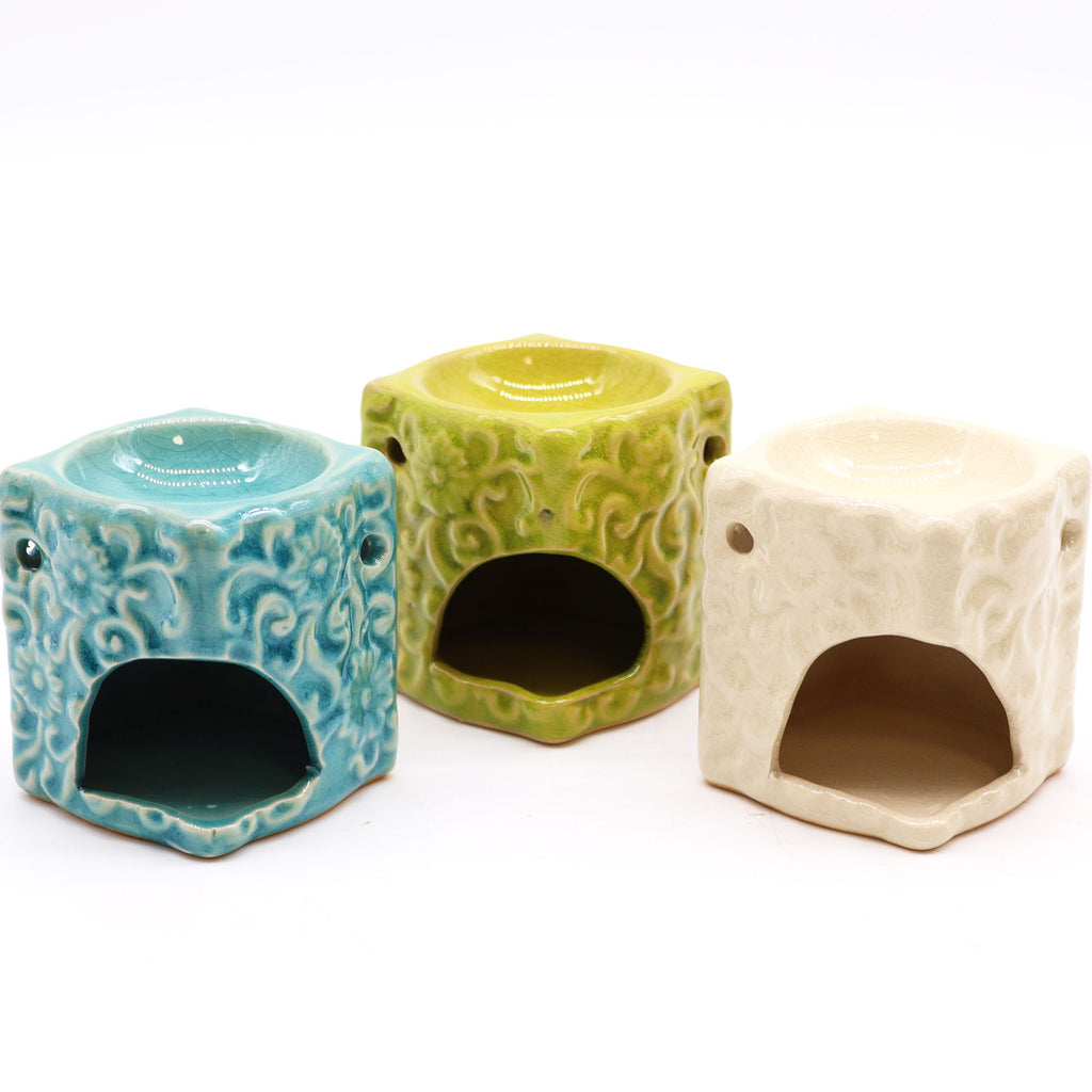 Classic Small Square Floral Fragrance Oil Burner – gallery image 3