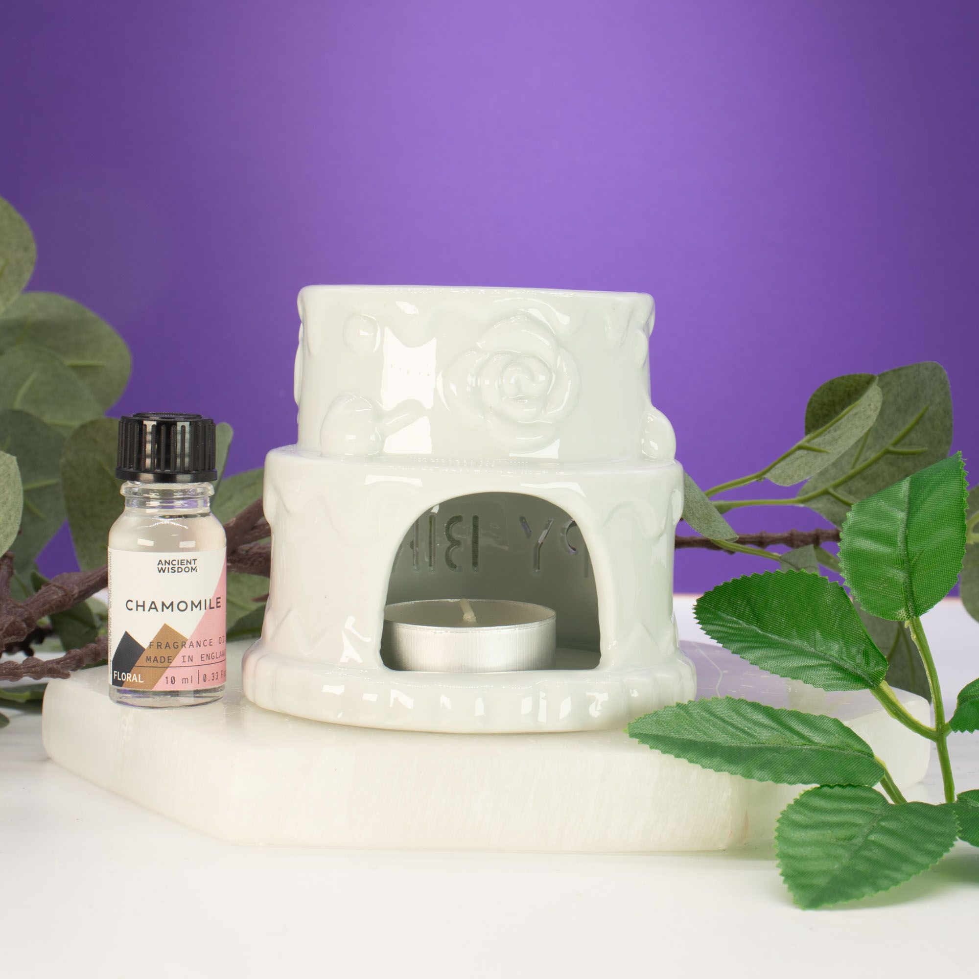 Ceramic Cake Oil Burner – HAPPY BIRTHDAY – White – white oil burner, alternate product view 2
