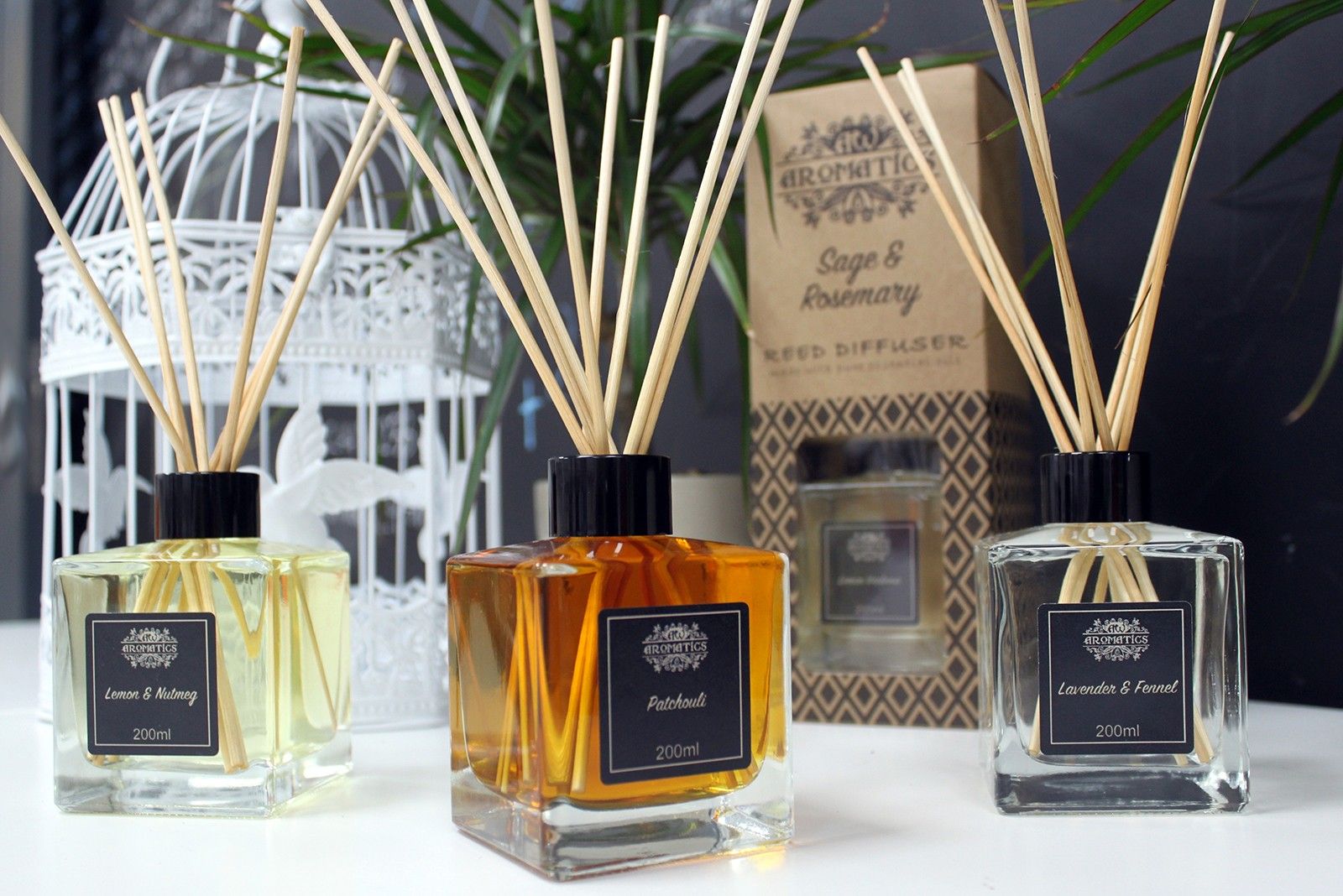 200ml Petitgrain & Rosewood Essential Oil Reed Diffuser – reed diffuser, alternate product view 5